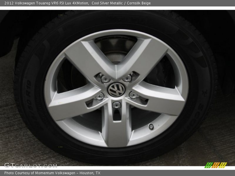 Cool Silver Metallic / Cornsilk Beige 2012 Volkswagen Touareg VR6 FSI Lux 4XMotion