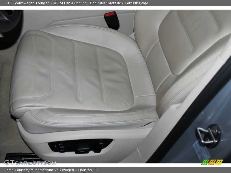 Cool Silver Metallic / Cornsilk Beige 2012 Volkswagen Touareg VR6 FSI Lux 4XMotion