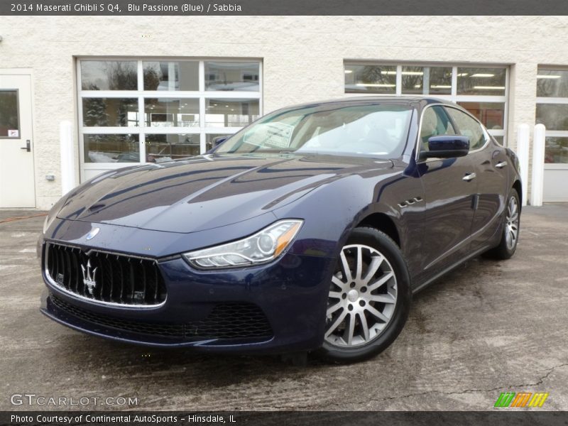 Front 3/4 View of 2014 Ghibli S Q4