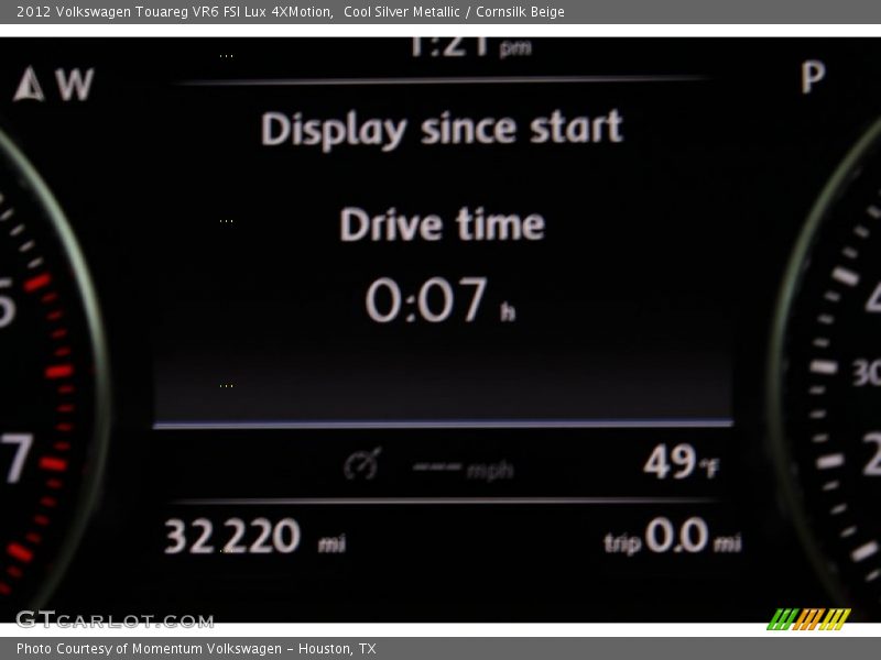 Cool Silver Metallic / Cornsilk Beige 2012 Volkswagen Touareg VR6 FSI Lux 4XMotion