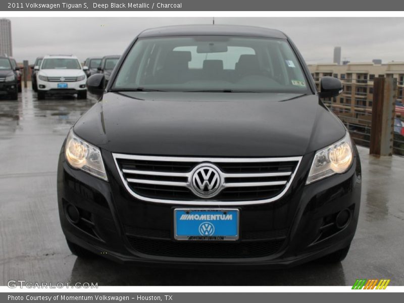 Deep Black Metallic / Charcoal 2011 Volkswagen Tiguan S