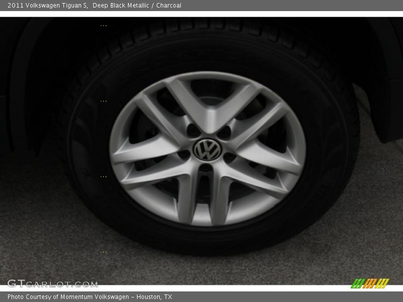 Deep Black Metallic / Charcoal 2011 Volkswagen Tiguan S