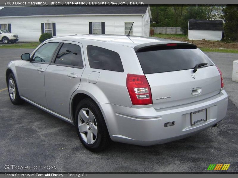Bright Silver Metallic / Dark Slate Gray/Light Slate Gray 2008 Dodge Magnum SE