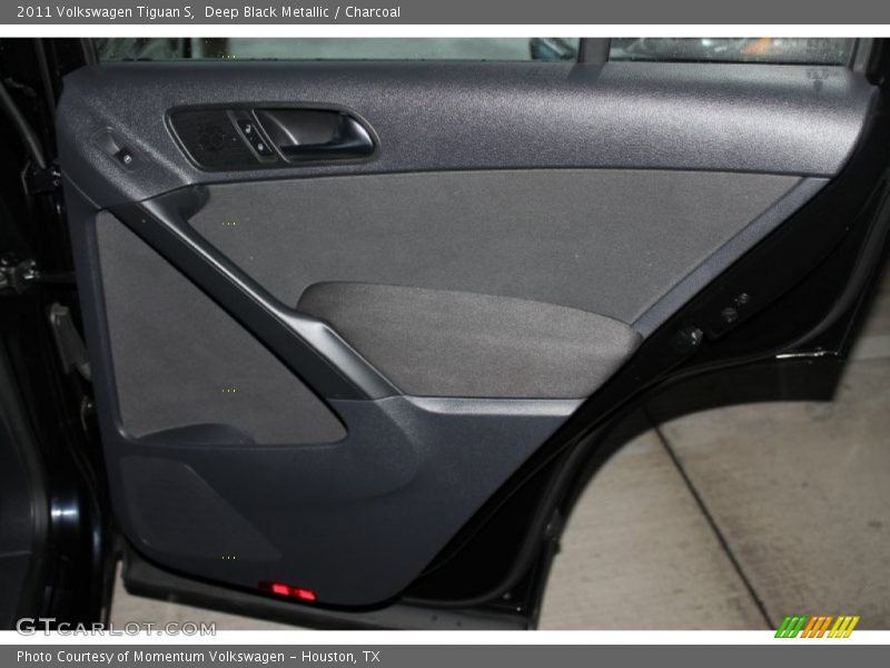 Deep Black Metallic / Charcoal 2011 Volkswagen Tiguan S