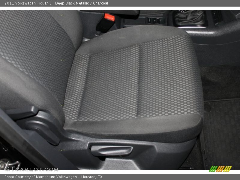 Deep Black Metallic / Charcoal 2011 Volkswagen Tiguan S