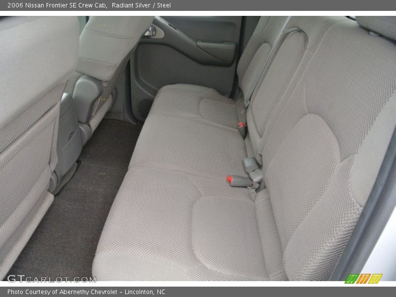 Radiant Silver / Steel 2006 Nissan Frontier SE Crew Cab