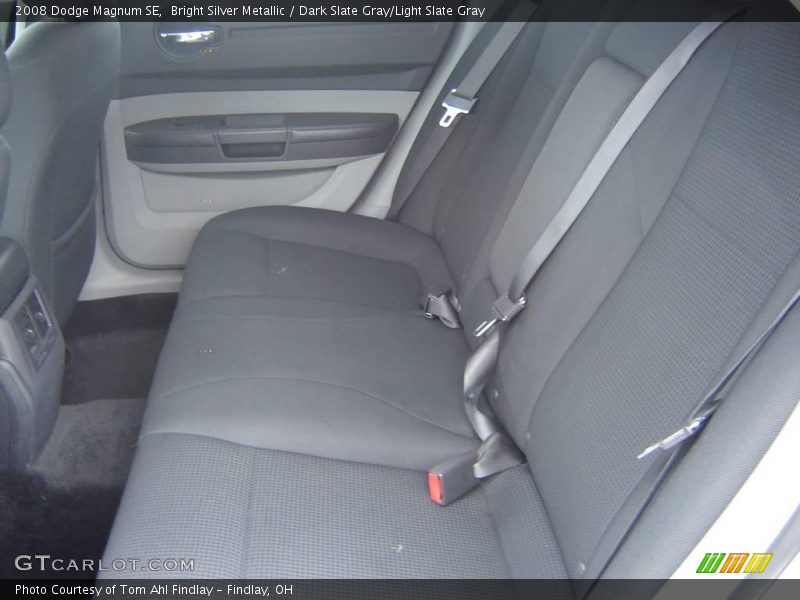 Bright Silver Metallic / Dark Slate Gray/Light Slate Gray 2008 Dodge Magnum SE
