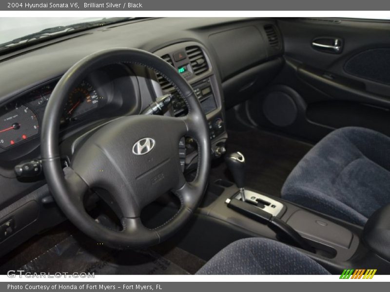 Black Interior - 2004 Sonata V6 