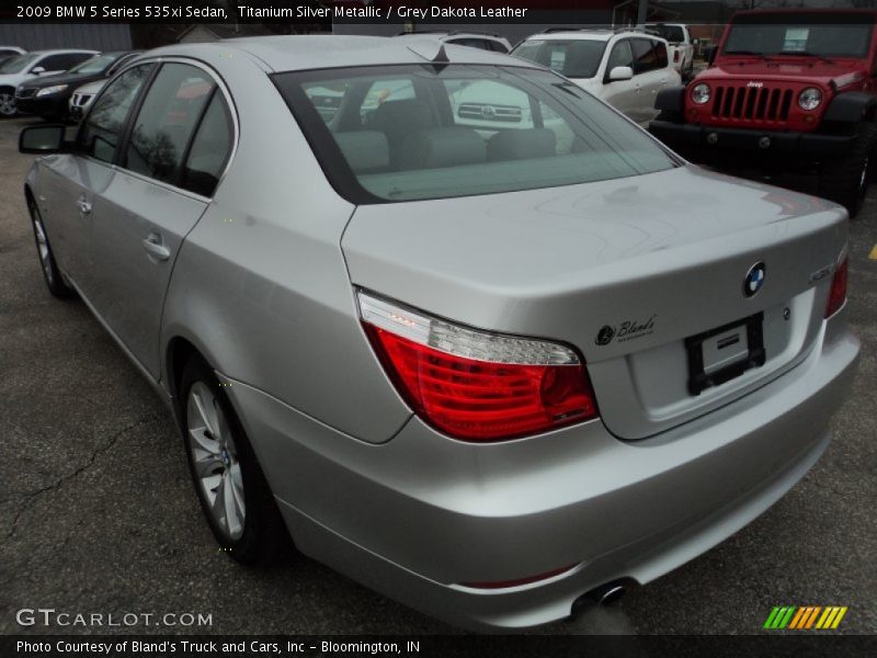 Titanium Silver Metallic / Grey Dakota Leather 2009 BMW 5 Series 535xi Sedan