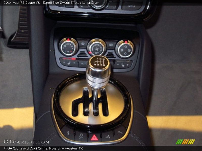  2014 R8 Coupe V8 6 Speed Manual Shifter