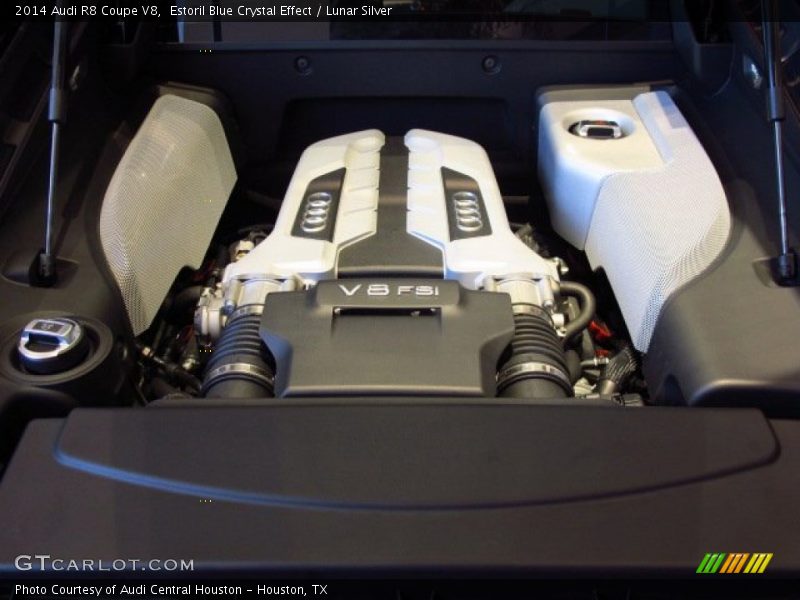  2014 R8 Coupe V8 Engine - 4.2 Liter FSI DOHC 32-Valve VVT V8