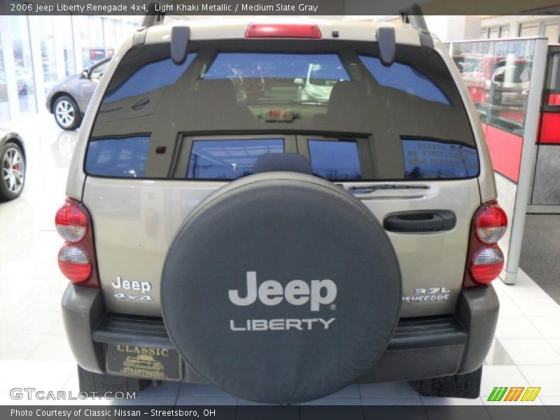 Light Khaki Metallic / Medium Slate Gray 2006 Jeep Liberty Renegade 4x4
