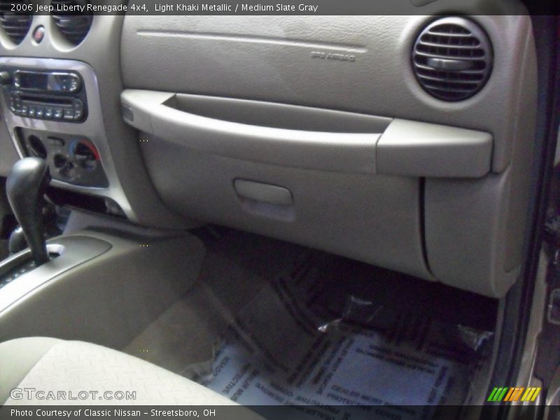 Light Khaki Metallic / Medium Slate Gray 2006 Jeep Liberty Renegade 4x4