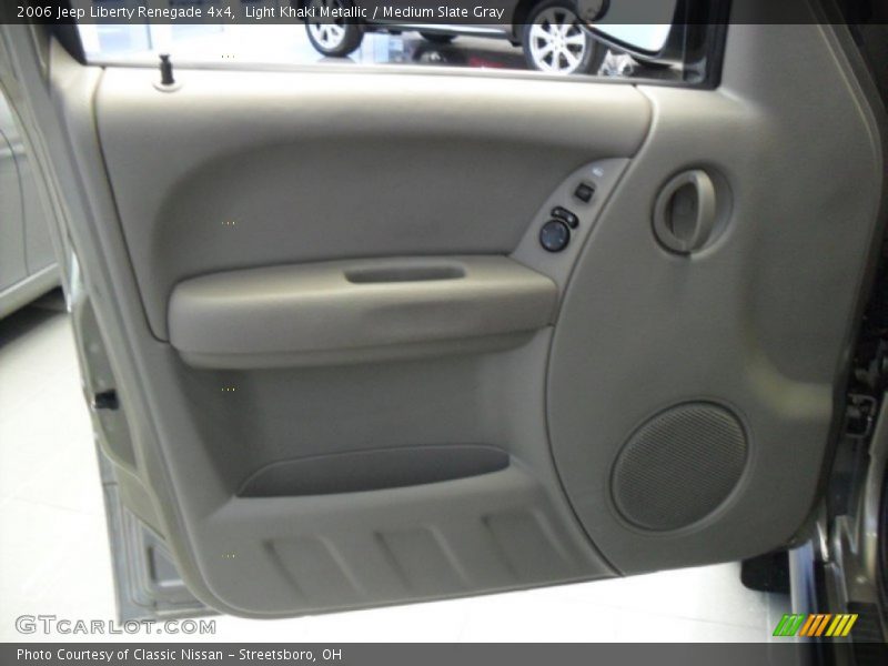 Light Khaki Metallic / Medium Slate Gray 2006 Jeep Liberty Renegade 4x4