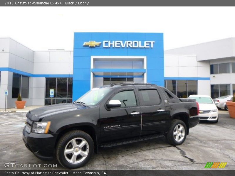 Black / Ebony 2013 Chevrolet Avalanche LS 4x4