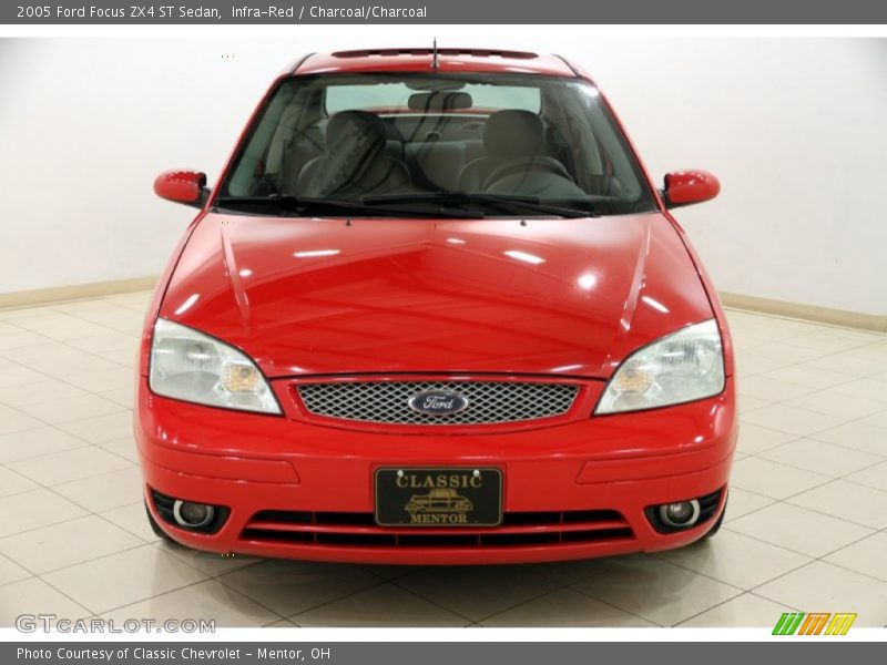 Infra-Red / Charcoal/Charcoal 2005 Ford Focus ZX4 ST Sedan