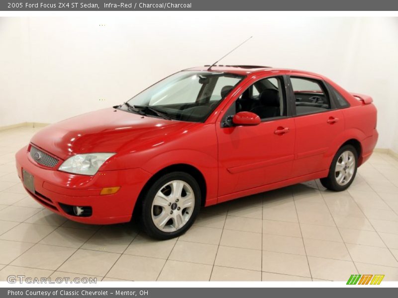 Infra-Red / Charcoal/Charcoal 2005 Ford Focus ZX4 ST Sedan