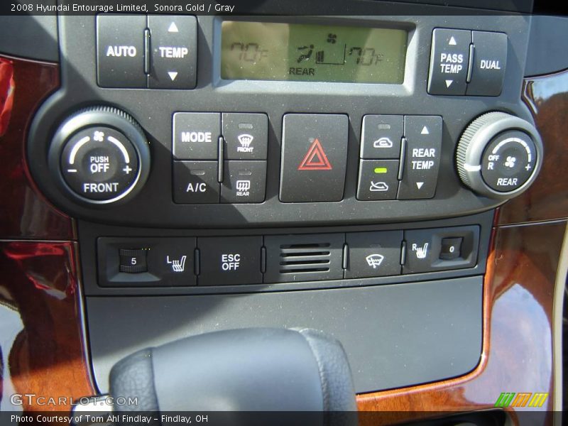 Sonora Gold / Gray 2008 Hyundai Entourage Limited