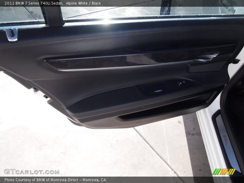 Alpine White / Black 2011 BMW 7 Series 740Li Sedan