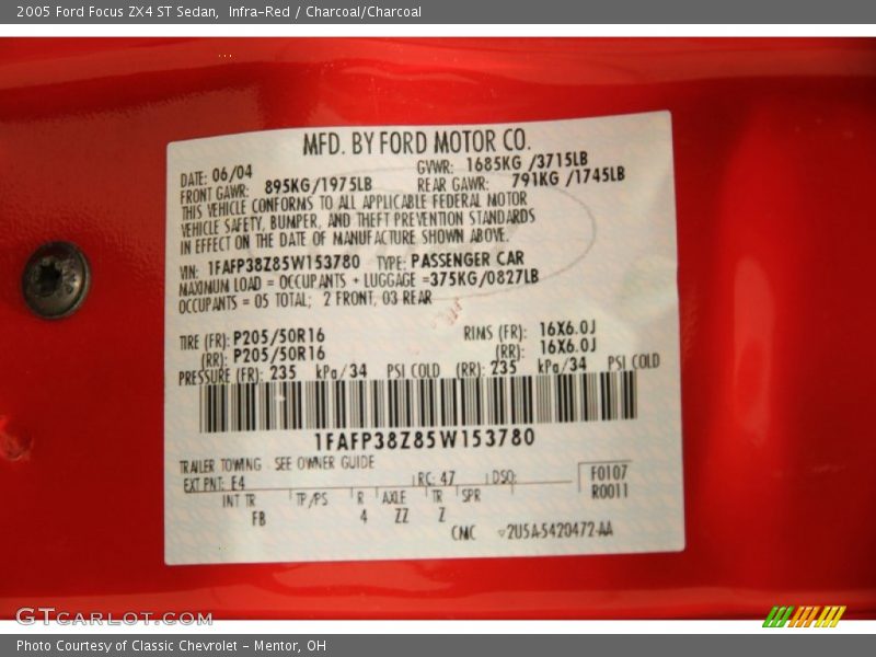 Infra-Red / Charcoal/Charcoal 2005 Ford Focus ZX4 ST Sedan