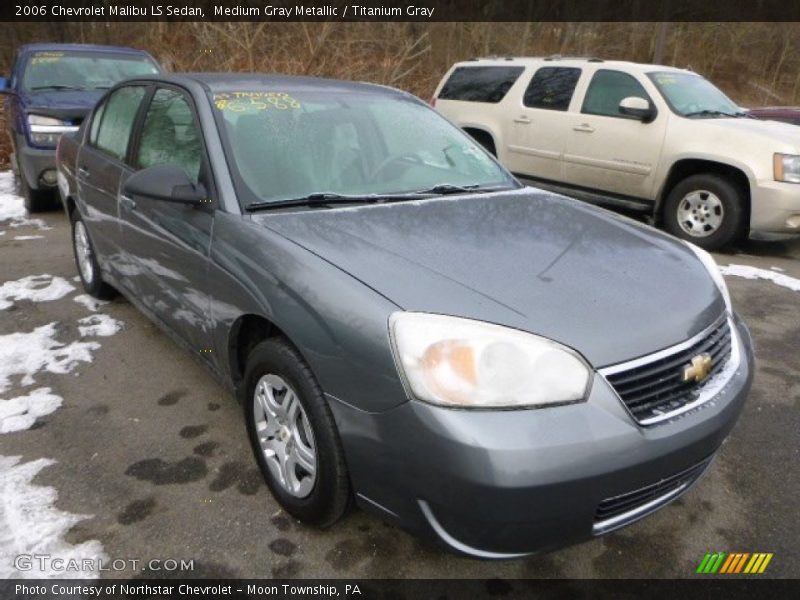 Front 3/4 View of 2006 Malibu LS Sedan