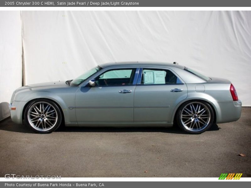  2005 300 C HEMI Satin Jade Pearl