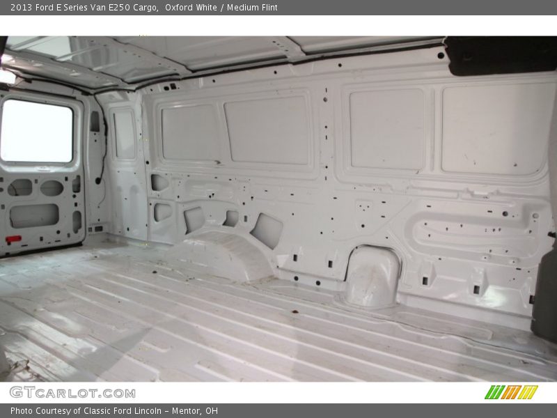  2013 E Series Van E250 Cargo Trunk