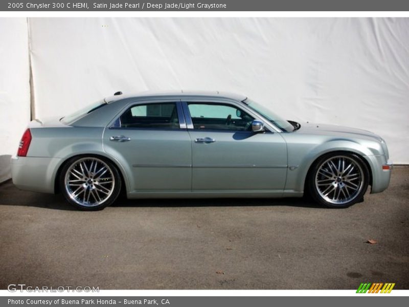 Satin Jade Pearl / Deep Jade/Light Graystone 2005 Chrysler 300 C HEMI