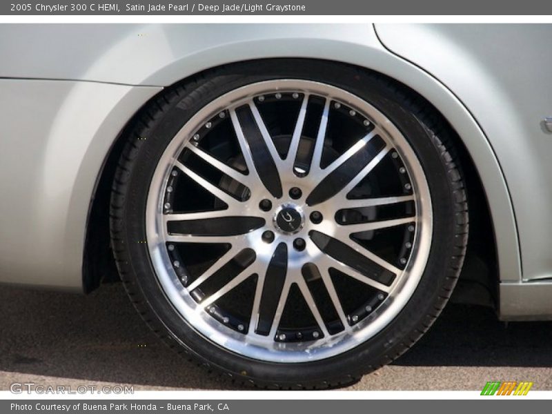 Custom Wheels of 2005 300 C HEMI