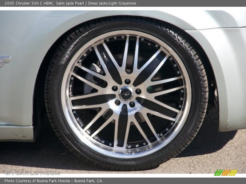 Custom Wheels of 2005 300 C HEMI