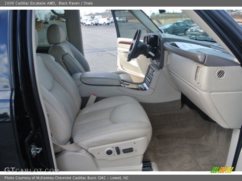 Black Raven / Shale 2006 Cadillac Escalade AWD