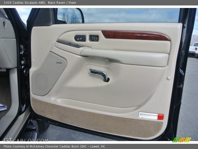Black Raven / Shale 2006 Cadillac Escalade AWD