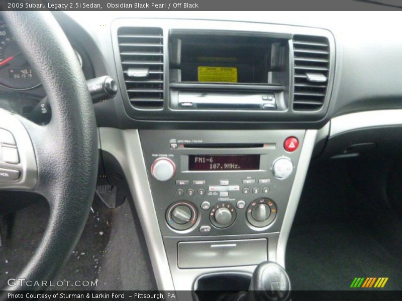 Obsidian Black Pearl / Off Black 2009 Subaru Legacy 2.5i Sedan