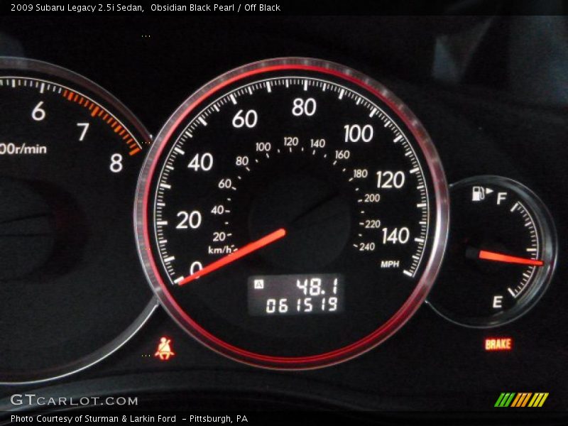 Obsidian Black Pearl / Off Black 2009 Subaru Legacy 2.5i Sedan