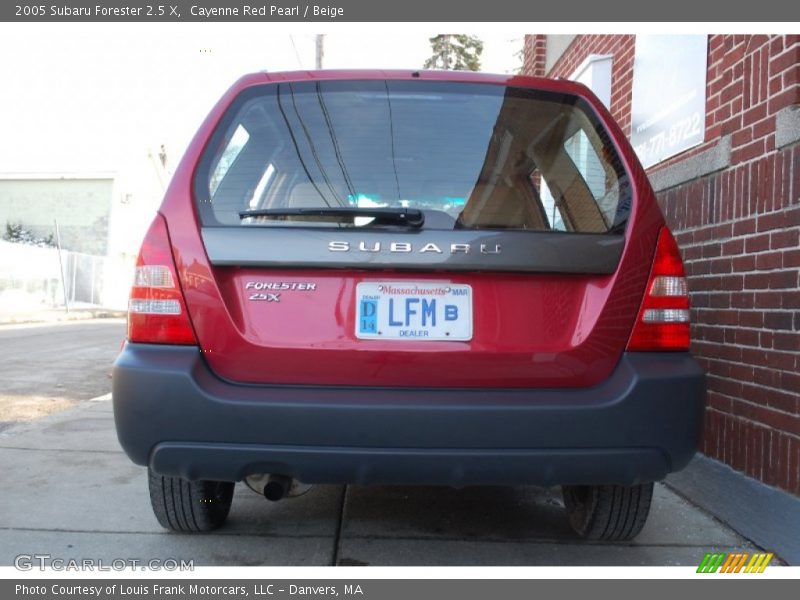 Cayenne Red Pearl / Beige 2005 Subaru Forester 2.5 X