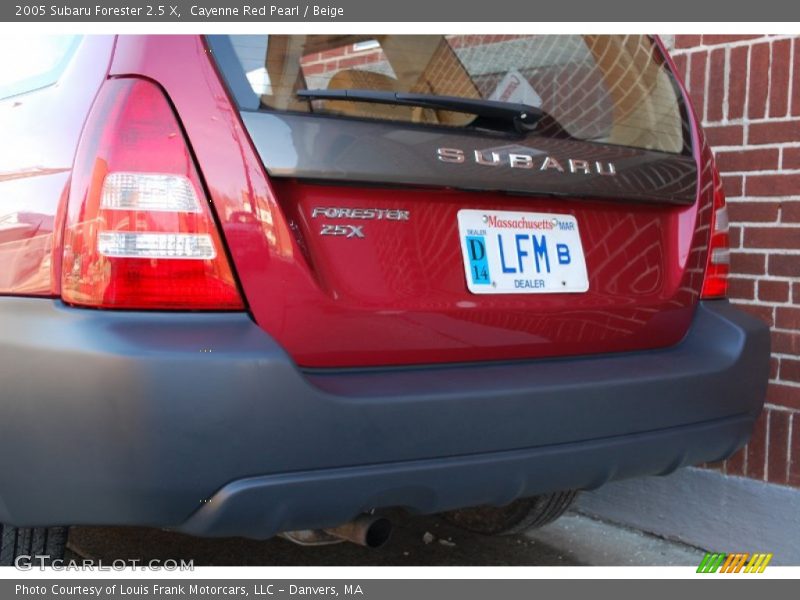 Cayenne Red Pearl / Beige 2005 Subaru Forester 2.5 X