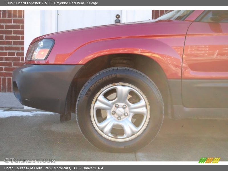 Cayenne Red Pearl / Beige 2005 Subaru Forester 2.5 X