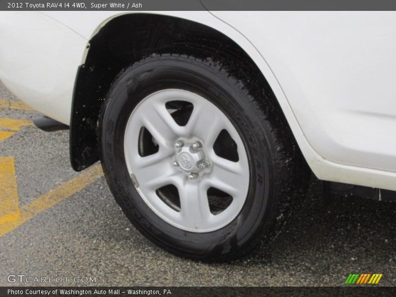 Super White / Ash 2012 Toyota RAV4 I4 4WD