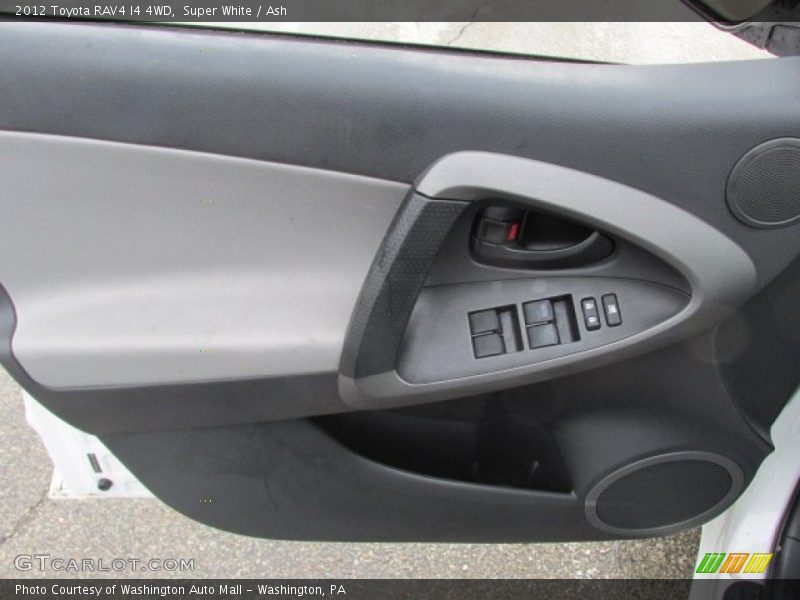 Super White / Ash 2012 Toyota RAV4 I4 4WD
