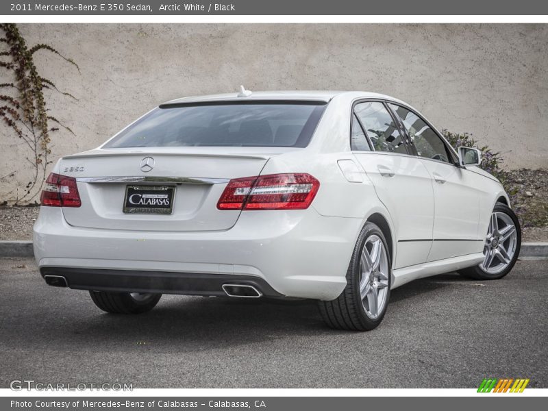 Arctic White / Black 2011 Mercedes-Benz E 350 Sedan