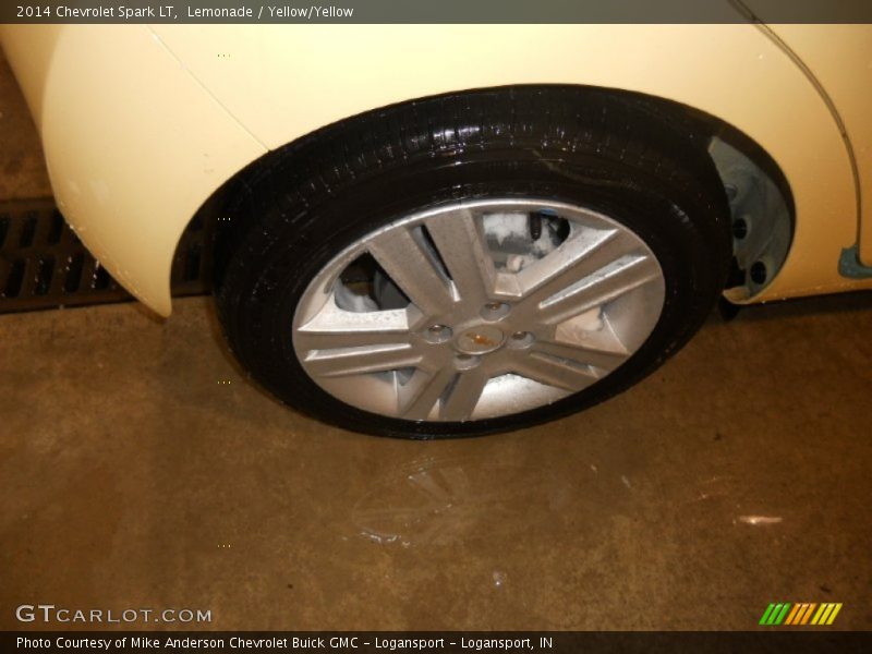 Lemonade / Yellow/Yellow 2014 Chevrolet Spark LT