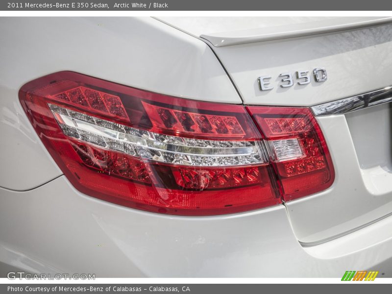 Arctic White / Black 2011 Mercedes-Benz E 350 Sedan