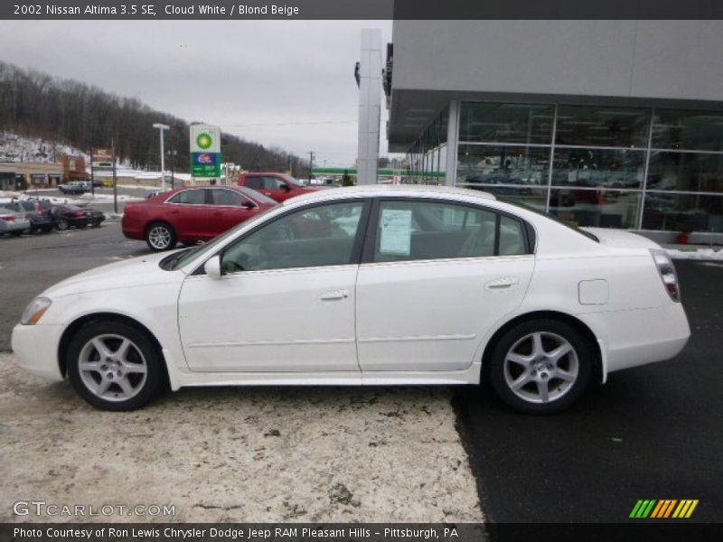 Cloud White / Blond Beige 2002 Nissan Altima 3.5 SE