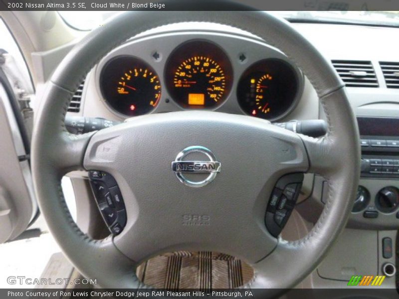 Cloud White / Blond Beige 2002 Nissan Altima 3.5 SE