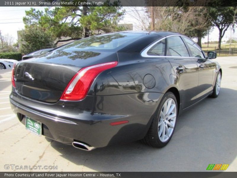 Stratus Grey Metallic / Cashew/Truffle 2011 Jaguar XJ XJ