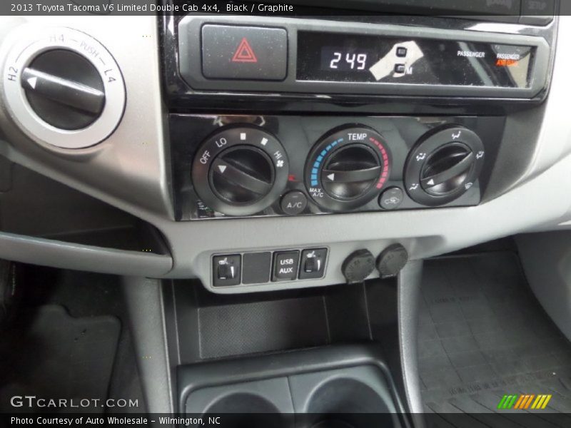 Black / Graphite 2013 Toyota Tacoma V6 Limited Double Cab 4x4