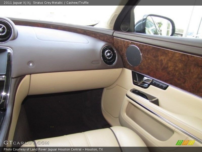 Stratus Grey Metallic / Cashew/Truffle 2011 Jaguar XJ XJ