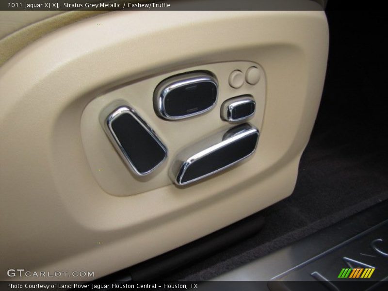 Stratus Grey Metallic / Cashew/Truffle 2011 Jaguar XJ XJ