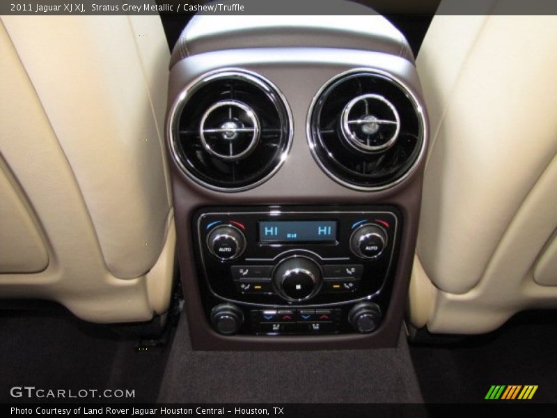 Stratus Grey Metallic / Cashew/Truffle 2011 Jaguar XJ XJ