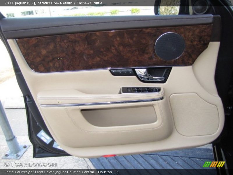 Stratus Grey Metallic / Cashew/Truffle 2011 Jaguar XJ XJ